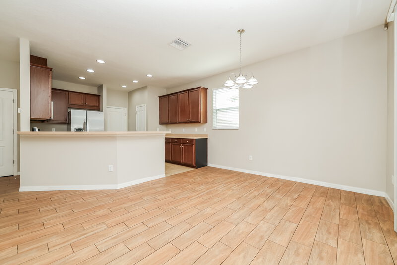 2,575/Mo, 6139 Trent Creek Dr Ruskin, FL 33573 Dining Room View
