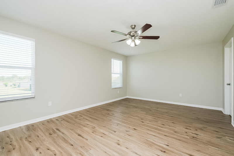 4,340/Mo, 6139 Trent Creek Dr Ruskin, FL 33573 Main Bedroom View
