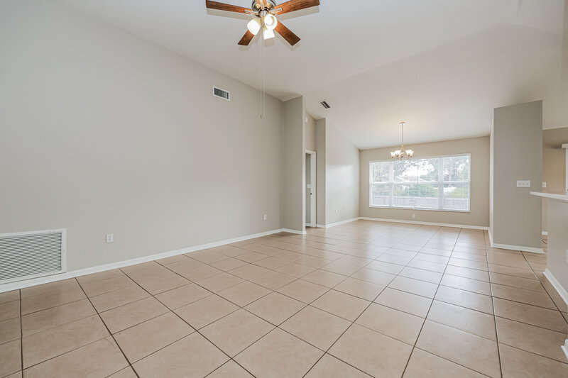 2,105/Mo, 5322 Watson Rd Riverview, FL 33578 Living Room View