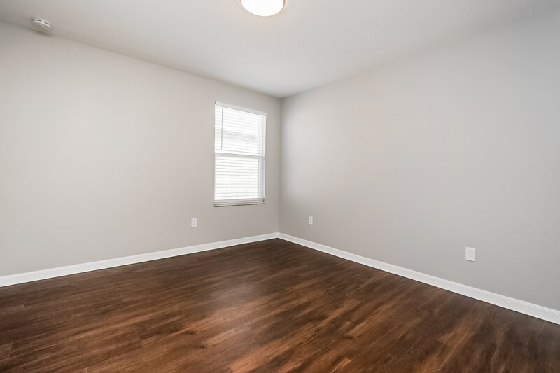 2,370/Mo, 6135 Trent Creek Dr Ruskin, FL 33573 Bedroom View 3