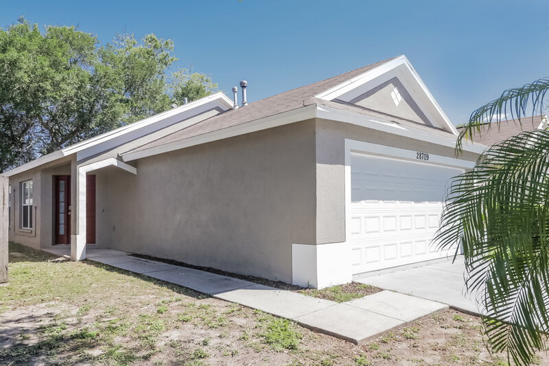 1,860/Mo, 28709 Seashell Ct Wesley Chapel, FL 33545 Front View