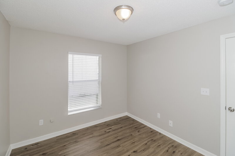 1,860/Mo, 28709 Seashell Ct Wesley Chapel, FL 33545 Bedroom View 2