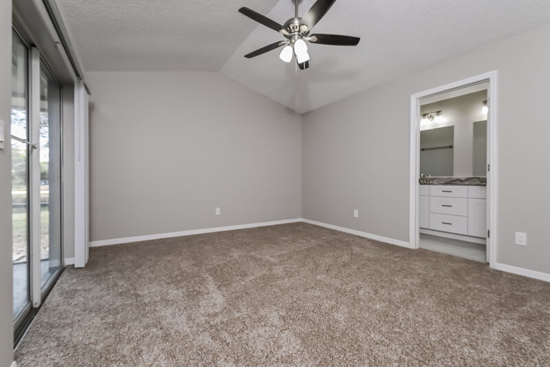 2,155/Mo, 6003 Crickethollow Dr Riverview, FL 33578 Main Bedroom View
