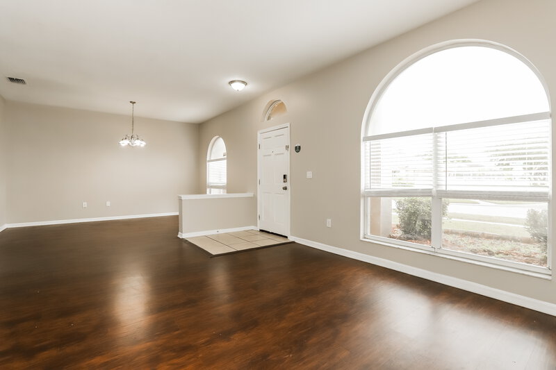 4,060/Mo, 4351 Brandon Ridge Dr Valrico, FL 33594 Living Room View 2