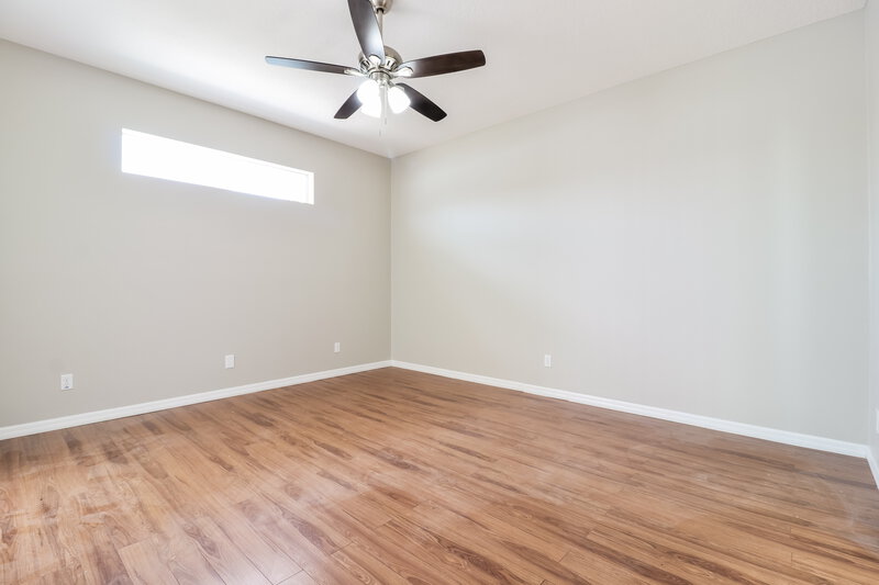 3,490/Mo, 409 Delwood Breck St Ruskin, FL 33570 Bedroom View 2