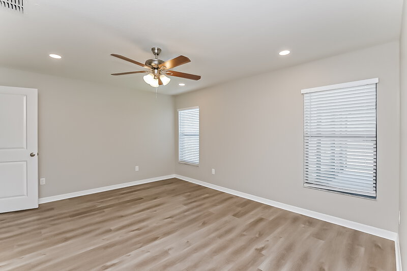 2,445/Mo, 11222 Leland Groves Dr Riverview, FL 33579 Main Bedroom View