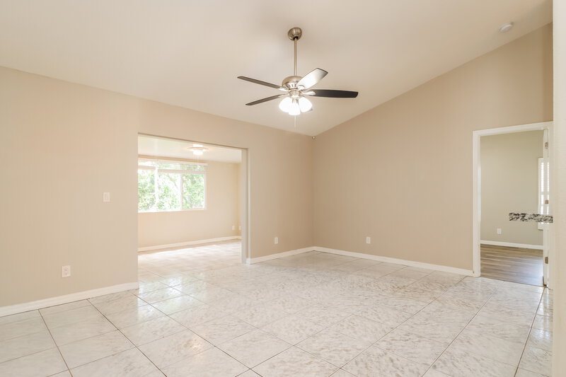 1,975/Mo, 10402 Barnett Loop Port Richey, FL 34668 Living Room View