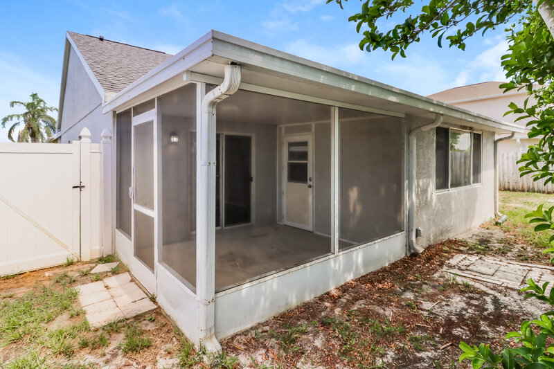 1,975/Mo, 10402 Barnett Loop Port Richey, FL 34668 Rear View