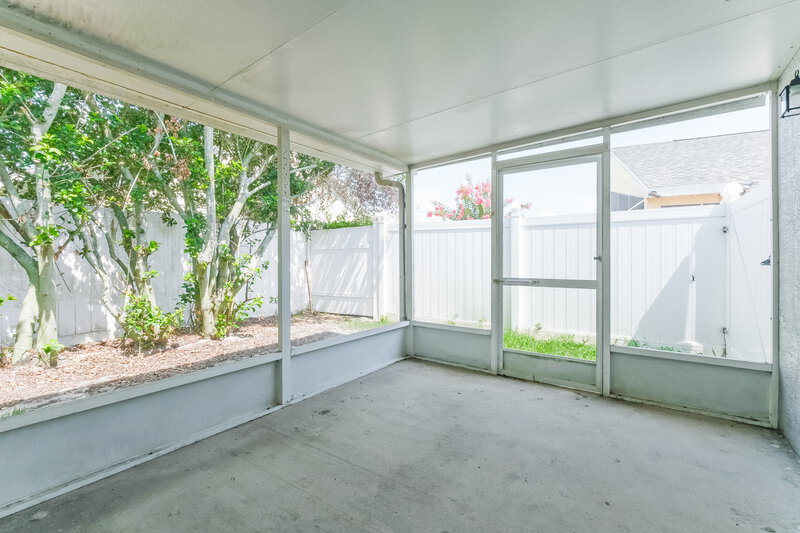 2,040/Mo, 10402 Barnett Loop Port Richey, FL 34668 Deck View