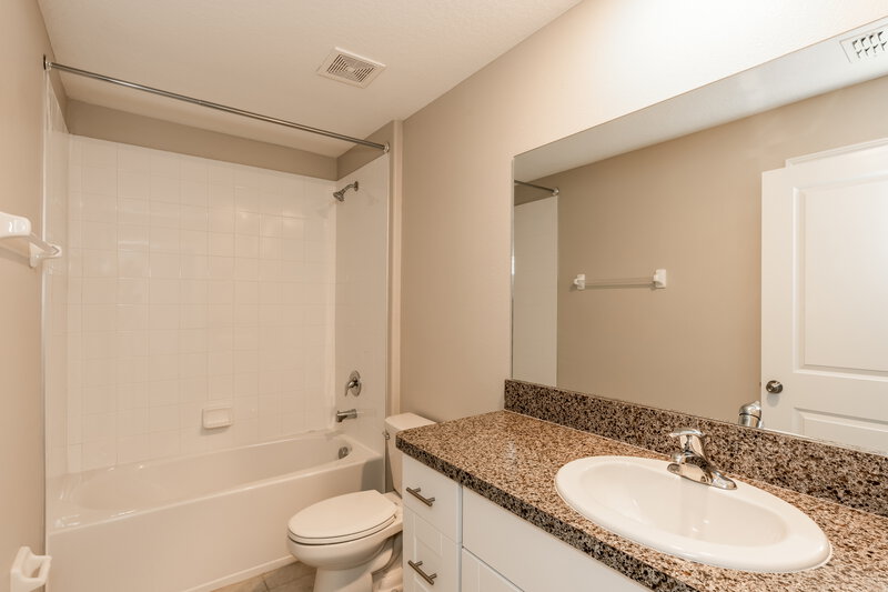 2,420/Mo, 11205 Sage Canyon Dr Riverview, FL 33578 Bathroom View