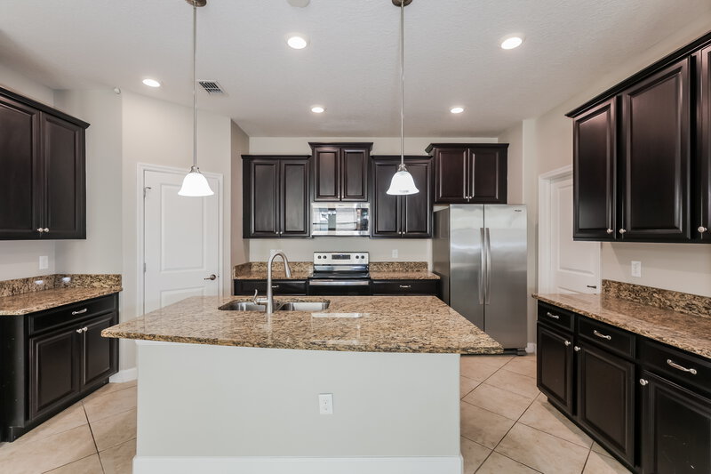 2,395/Mo, 12225 Ballentrae Forest Dr Riverview, FL 33579 Kitchen View