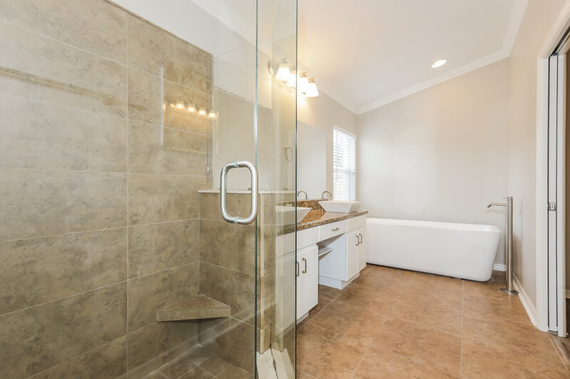 2,580/Mo, 10809 Windbury Way Riverview, FL 33569 Main Bathroom View