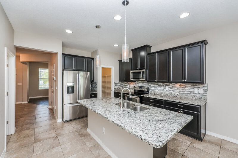 2,315/Mo, 32644 Rapids Loop Wesley Chapel, FL 33545 Kitchen View 2