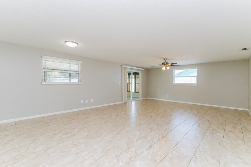 1,945/Mo, 516 Firefly Ln Apollo Beach, FL 33572 Misc View 2
