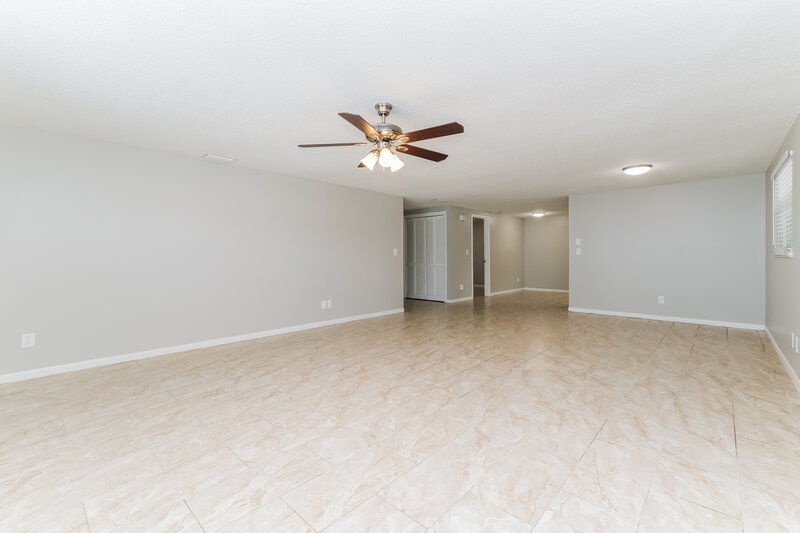 1,945/Mo, 516 Firefly Ln Apollo Beach, FL 33572 Misc View 3