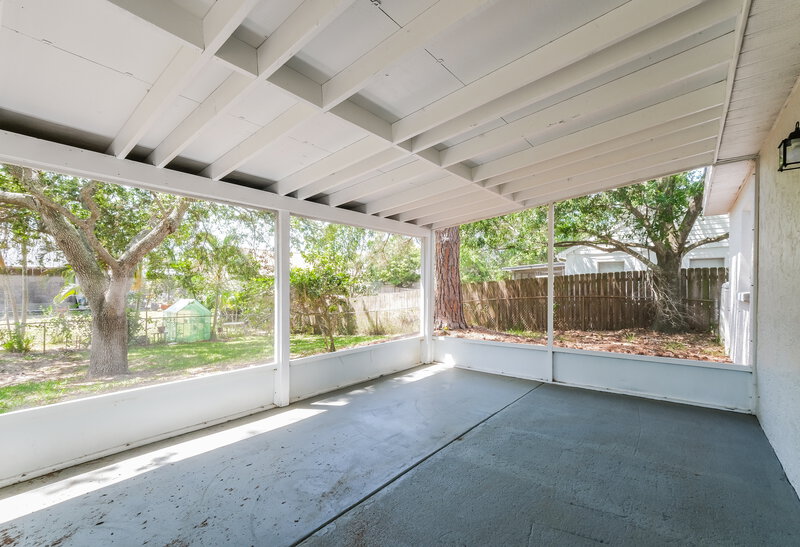 3,630/Mo, 714 Crimson King Trce Tarpon Springs, FL 34689 Sun Room View