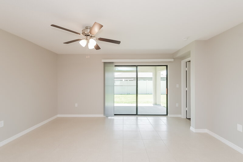 3,610/Mo, 827 Chatham Walk Dr Ruskin, FL 33570 Living Room View