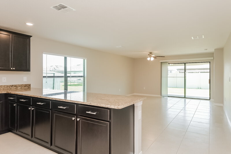 3,610/Mo, 827 Chatham Walk Dr Ruskin, FL 33570 Kitchen View 2