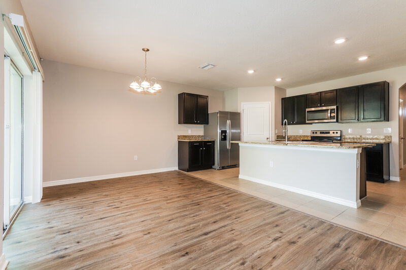 2,375/Mo, 16471 Little Garden Dr Wimauma, FL 33598 Living Room View