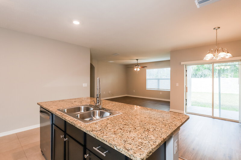 2,375/Mo, 16471 Little Garden Dr Wimauma, FL 33598 Kitchen View 3