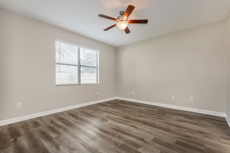 2,680/Mo, 10053 Celtic Ash Dr Ruskin, FL 33573 Main Bedroom View