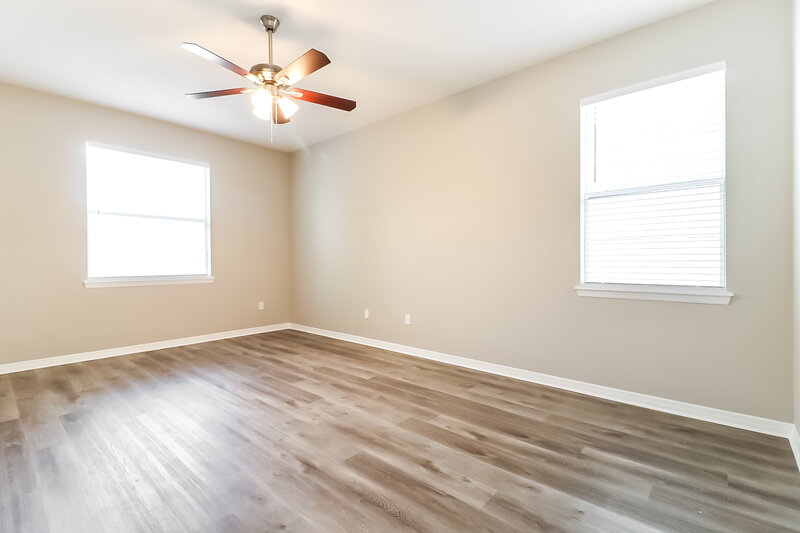 1,925/Mo, 1133 Lauren Manor Loop Ruskin, FL 33570 Main Bedroom View