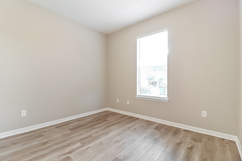 1,925/Mo, 1133 Lauren Manor Loop Ruskin, FL 33570 Bedroom View 2