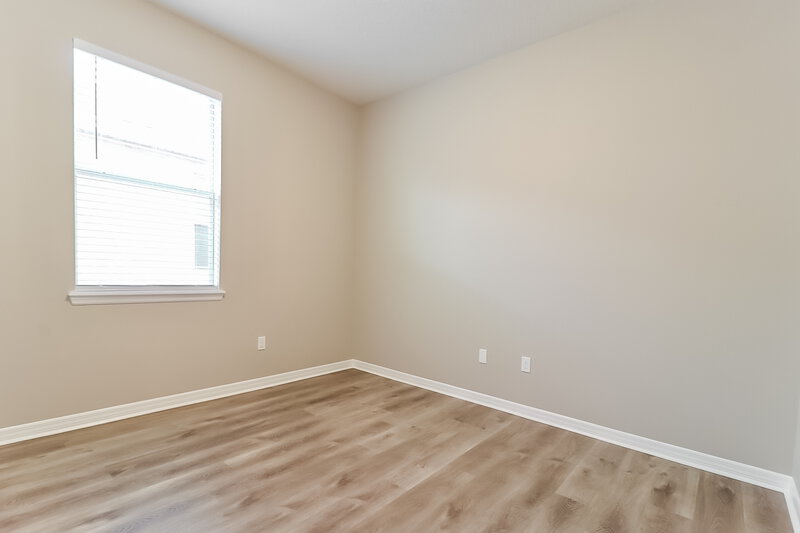 1,925/Mo, 1133 Lauren Manor Loop Ruskin, FL 33570 Bedroom View 3