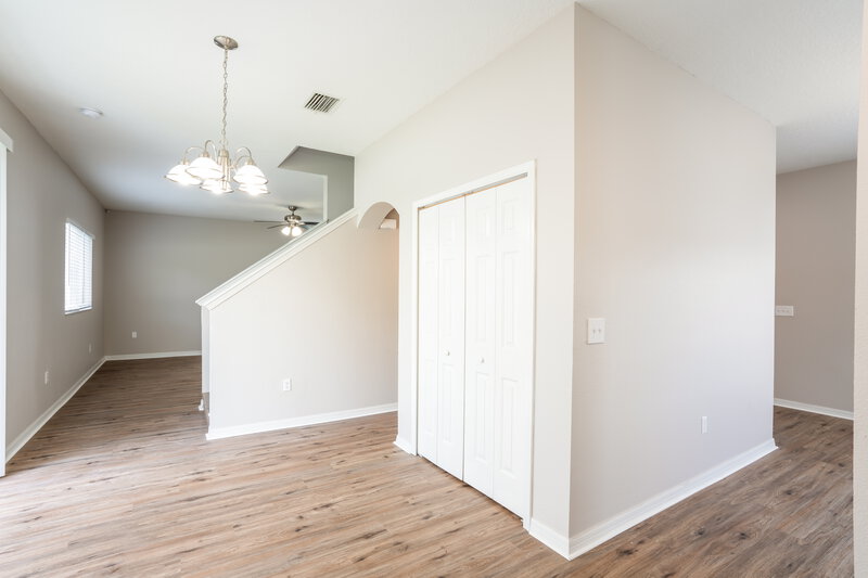 2,160/Mo, 4510 Tina Ln Plant City, FL 33563 Dining Room View 2