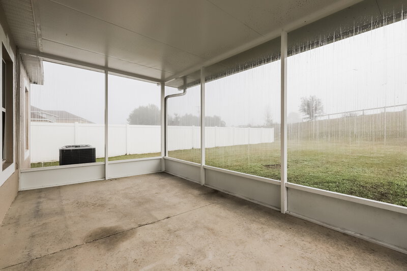 2,060/Mo, 13310 Kent Bradley St Dade City, FL 33525 Sun Room View