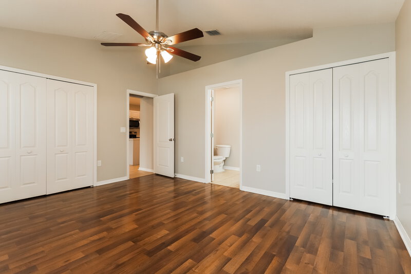 2,060/Mo, 13310 Kent Bradley St Dade City, FL 33525 Main Bedroom View 2