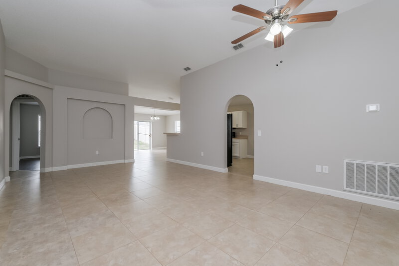 2,175/Mo, 10447 Fly Fishing St Riverview, FL 33569 Living Room View 2