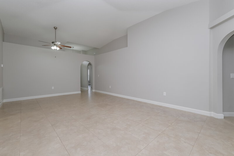 2,175/Mo, 10447 Fly Fishing St Riverview, FL 33569 Living Room View 3