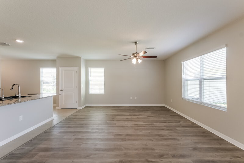 3,045/Mo, 10988 Carlton Fields Dr Riverview, FL 33579 Living Room View