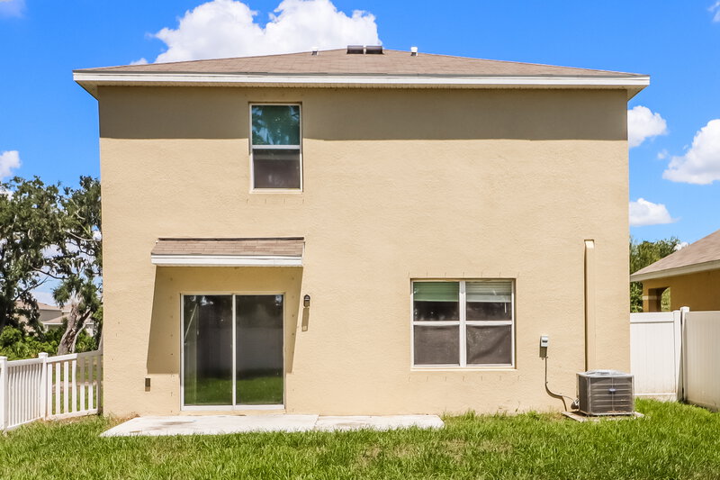 2,455/Mo, 10988 Carlton Fields Dr Riverview, FL 33579 Rear View