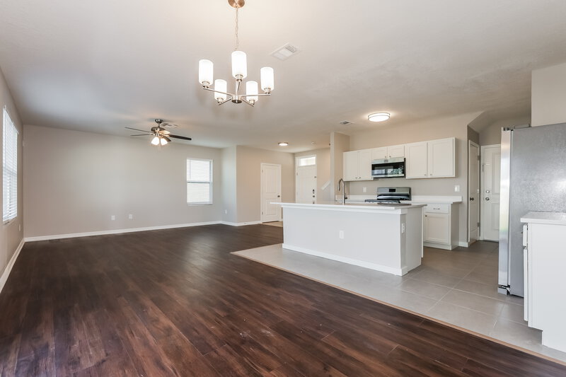 2,310/Mo, 7442 Tuscan Bay Cir Wesley Chapel, FL 33545 Dining Room View 2