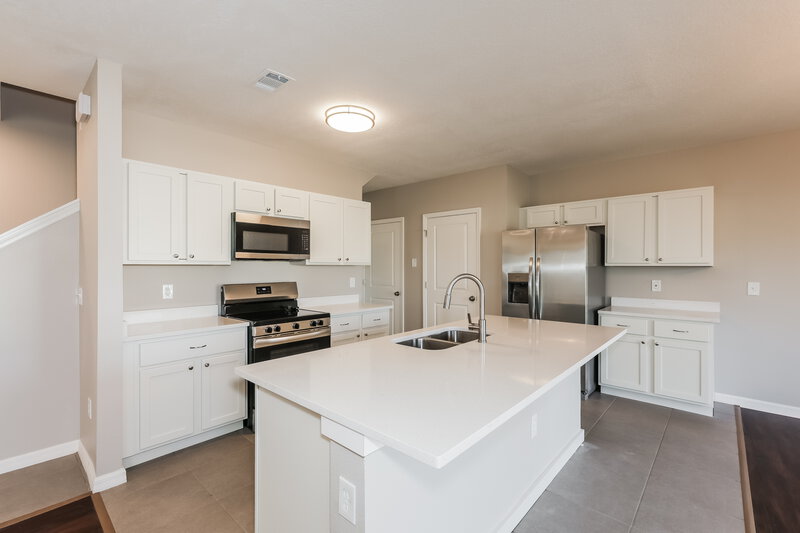 2,310/Mo, 7442 Tuscan Bay Cir Wesley Chapel, FL 33545 Kitchen View 2