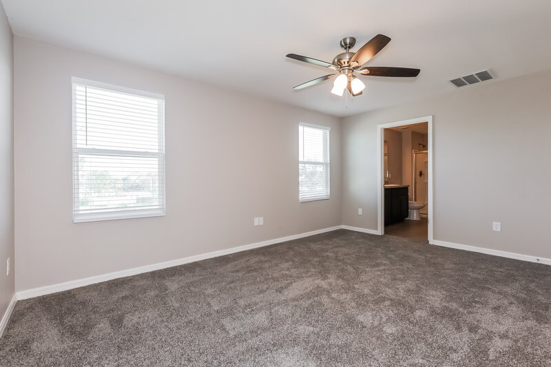 2,310/Mo, 7442 Tuscan Bay Cir Wesley Chapel, FL 33545 Main Bedroom View