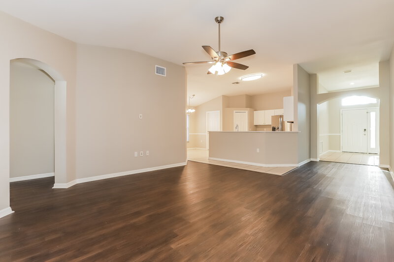 2,455/Mo, 1616 Hulett Dr Brandon, FL 33511 Living Room View