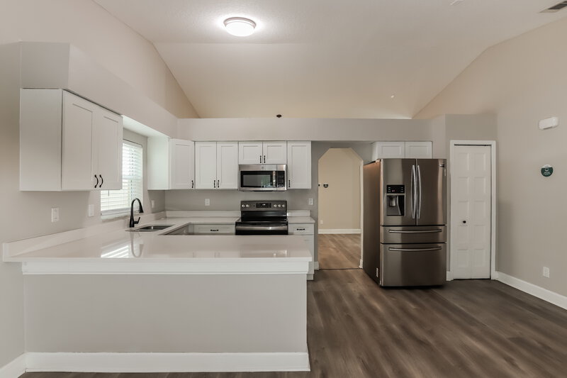 2,195/Mo, 2117 Intervista Ln Valrico, FL 33594 Kitchen View 2