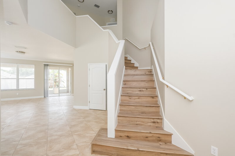 2,645/Mo, 11305 Misty Isle Ln Riverview, FL 33579 Foyer View