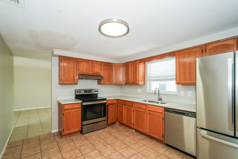 1,940/Mo, 10933 Felsdale Ave Port Richey, FL 34668 Kitchen View