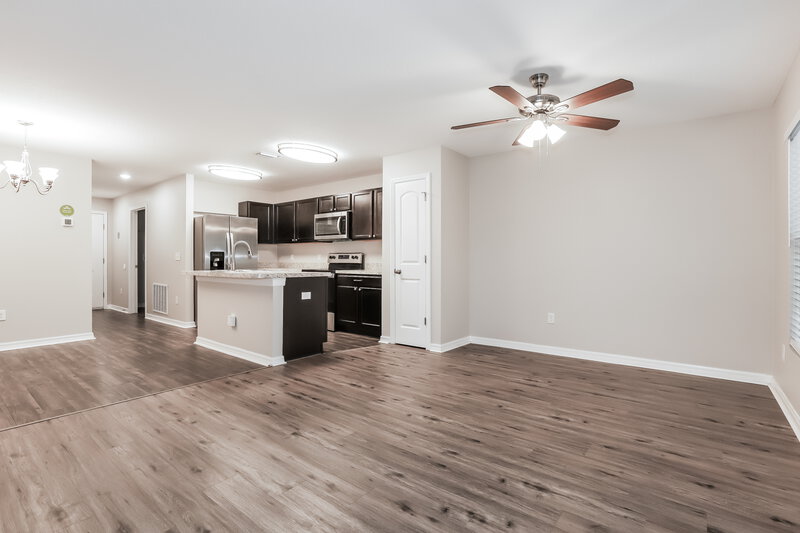 1,585/Mo, 26493 Anthony Ave Brooksville, FL 34602 Living Room View 2