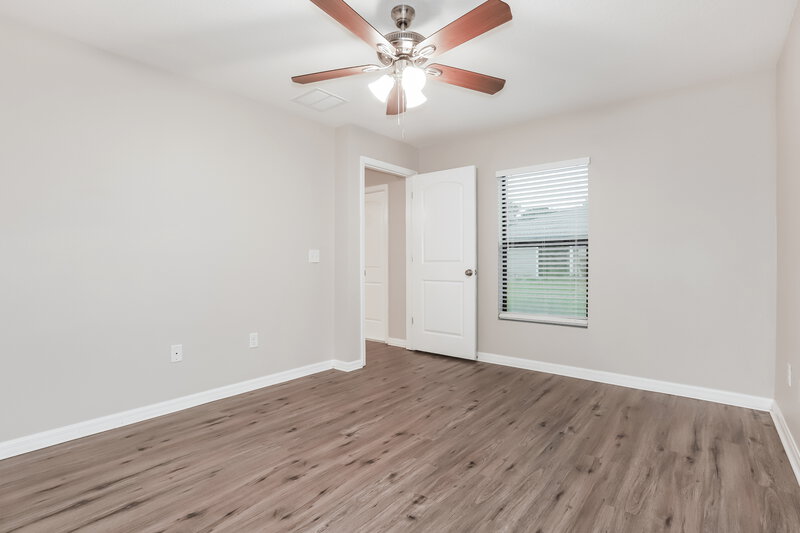 1,585/Mo, 26493 Anthony Ave Brooksville, FL 34602 Main Bedroom View 2