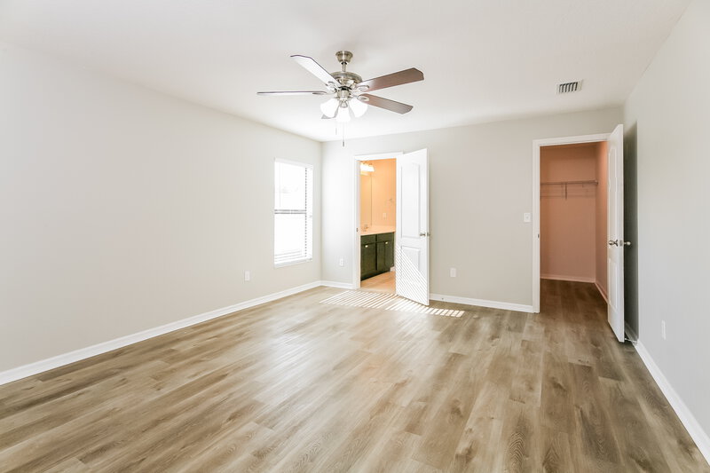 1,985/Mo, 6965 Crested Orchid Dr Brooksville, FL 34602 Main Bedroom View