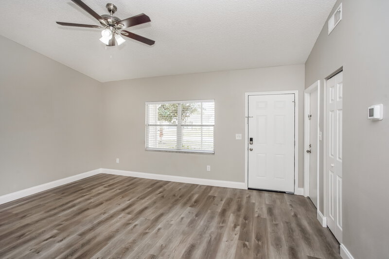 2,530/Mo, 14007 Ridgedale Way Tampa, FL 33625 Living Room View