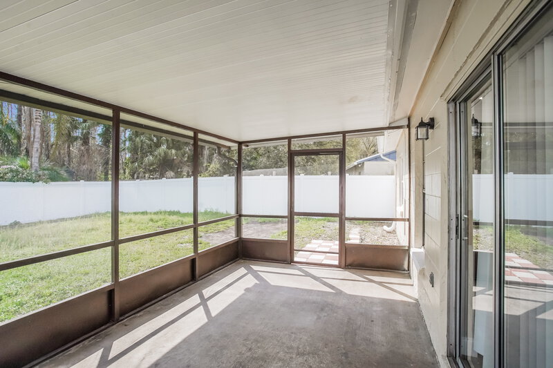 2,530/Mo, 14007 Ridgedale Way Tampa, FL 33625 Sun Room View