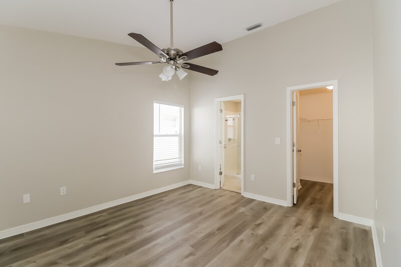 2,195/Mo, 4726 Limerick Dr Tampa, FL 33610 Main Bedroom View