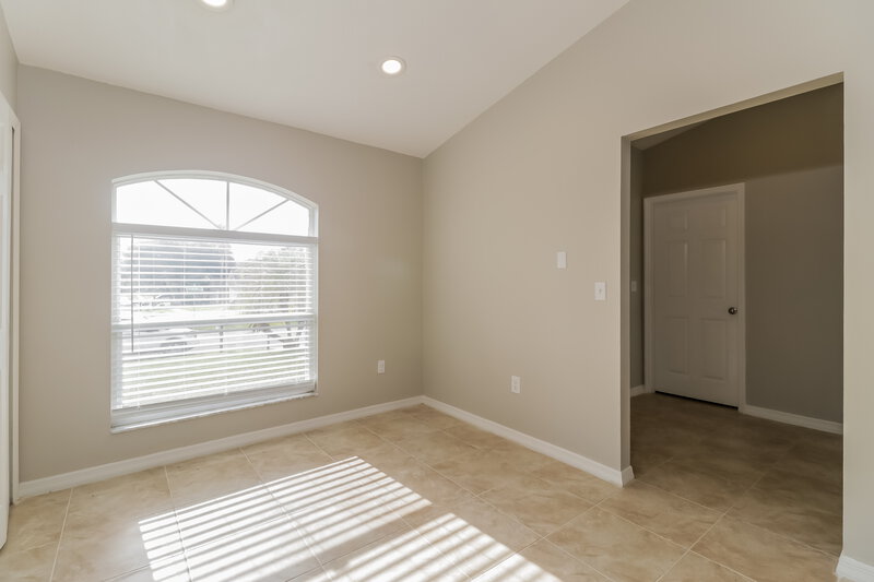 2,195/Mo, 4726 Limerick Dr Tampa, FL 33610 Bedroom View