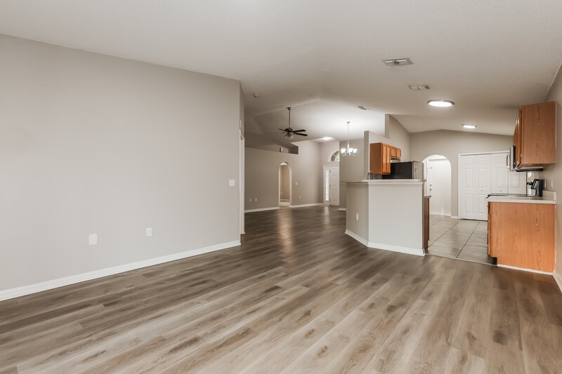 2,320/Mo, 10403 Fly Fishing St Riverview, FL 33569 Family Room View 2